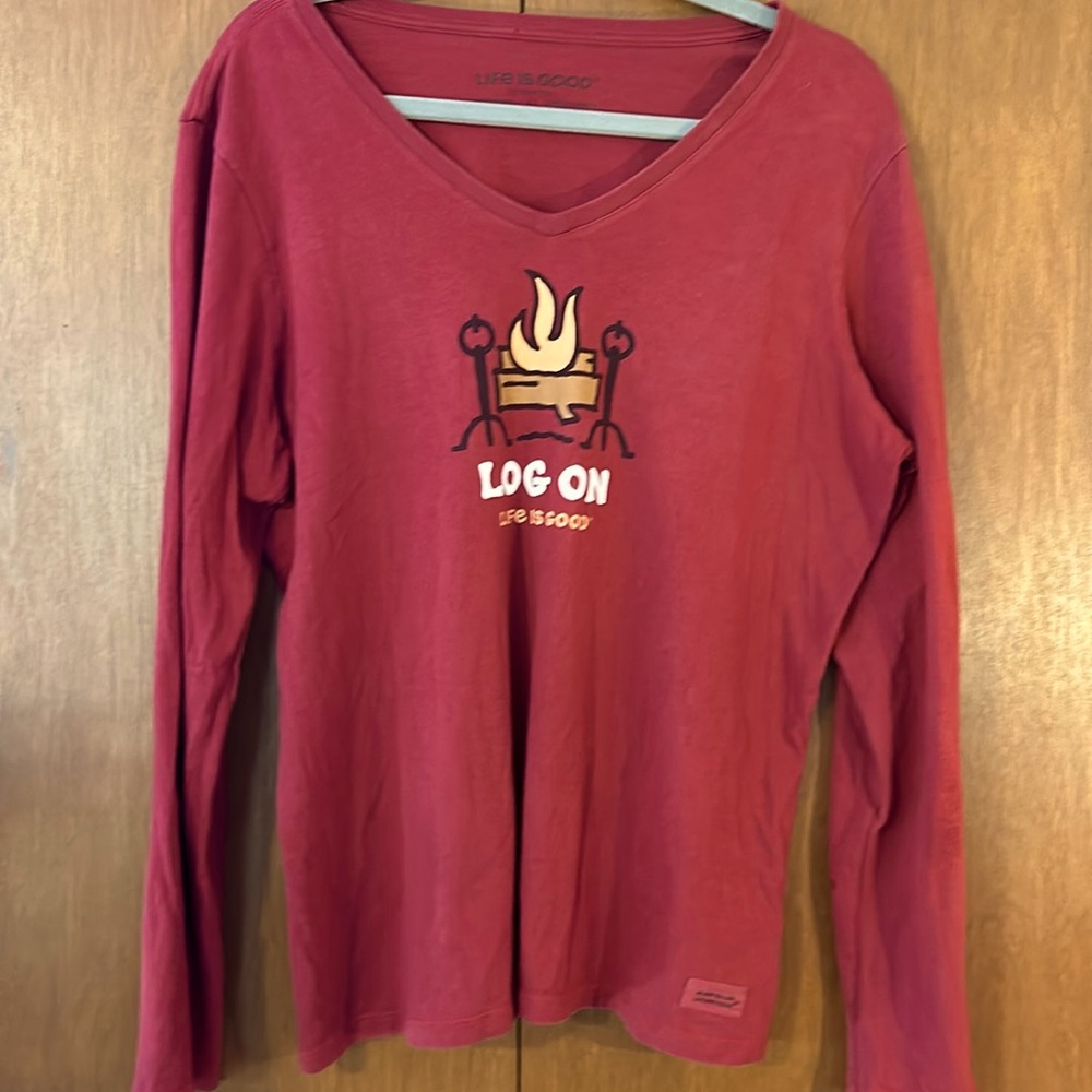 Life Is Good Crusher Tee.Women Lge.Long Sleeved. V-Neck.100% cotton.